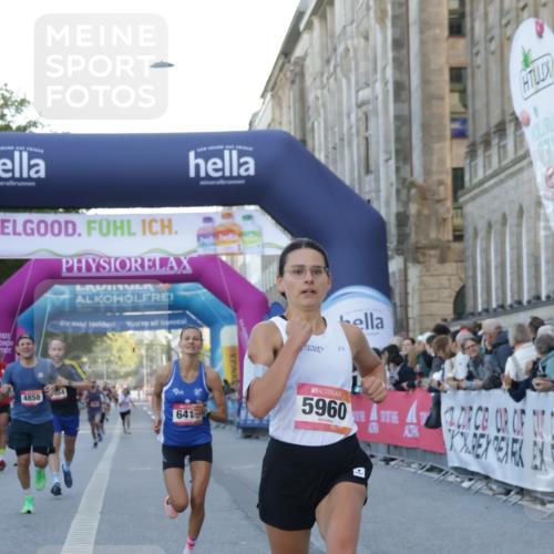06.09.2026 - CURREX Alsterlauf Yannick Fuchs http://msf.ph/oto/10134453 06.09.2026 09:42:14 Ziel 3238, 4241, 4858, 5112, 5960, 5984, 6127, 6151, 6280, 6419, 6463 meine-sportfotos.de