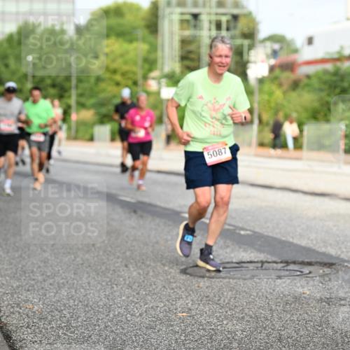 06.09.2026 - CURREX Alsterlauf Dr. Thomas Lammeyer http://msf.ph/oto/10134479 06.09.2026 09:59:51 Laufen 5087 meine-sportfotos.de