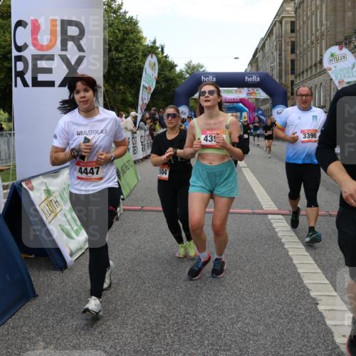 06.09.2026 - CURREX Alsterlauf Strokosch-Dieckow http://msf.ph/oto/10134515 06.09.2026 10:08:27 Ziel 2035, 2080, 2105, 2155, 2440, 2504, 3093, 3352, 3390, 4146, 4247, 4399, 4447, 4476, 5030, 5342, 5502, 5582, 5854, 6230, 6473, 8045, 8297 meine-sportfotos.de