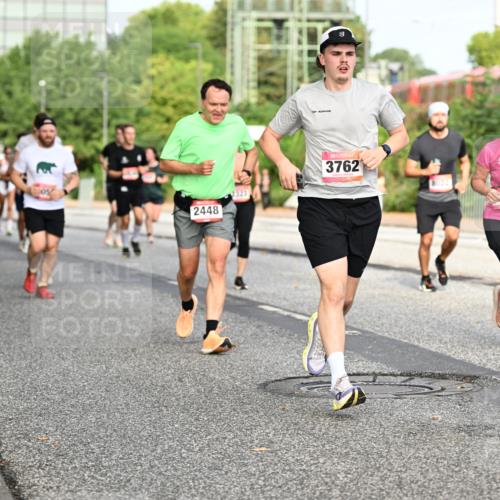 06.09.2026 - CURREX Alsterlauf Dr. Thomas Lammeyer http://msf.ph/oto/10134524 06.09.2026 09:59:55 Laufen 2448, 3762, 911 meine-sportfotos.de