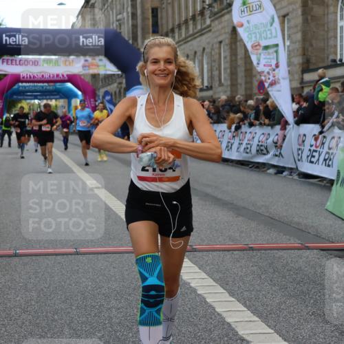 06.09.2026 - CURREX Alsterlauf Strokosch-Dieckow http://msf.ph/oto/10134534 06.09.2026 09:55:05 Ziel 2184, 2261, 2348, 2397, 2494, 2502, 2826, 2962, 3291, 4322, 4622, 4765, 4839, 5094, 5298, 5385, 5721 meine-sportfotos.de