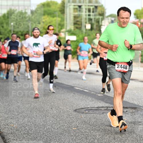 06.09.2026 - CURREX Alsterlauf Dr. Thomas Lammeyer http://msf.ph/oto/10134544 06.09.2026 09:59:57 Laufen 2448 meine-sportfotos.de