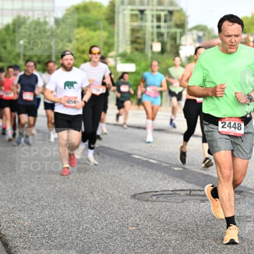 06.09.2026 - CURREX Alsterlauf Dr. Thomas Lammeyer http://msf.ph/oto/10134546 06.09.2026 09:59:57 Laufen 056, 2448 meine-sportfotos.de