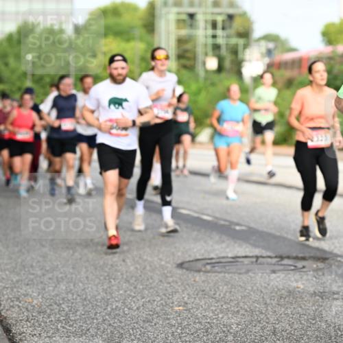06.09.2026 - CURREX Alsterlauf Dr. Thomas Lammeyer http://msf.ph/oto/10134553 06.09.2026 09:59:57 Laufen 2448 meine-sportfotos.de