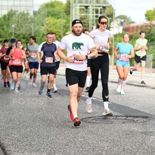 06.09.2026 - CURREX Alsterlauf Dr. Thomas Lammeyer http://msf.ph/oto/10134562 06.09.2026 09:59:58 Laufen 345, 2629, 5737, 6050, 3756, 3367, 232 meine-sportfotos.de
