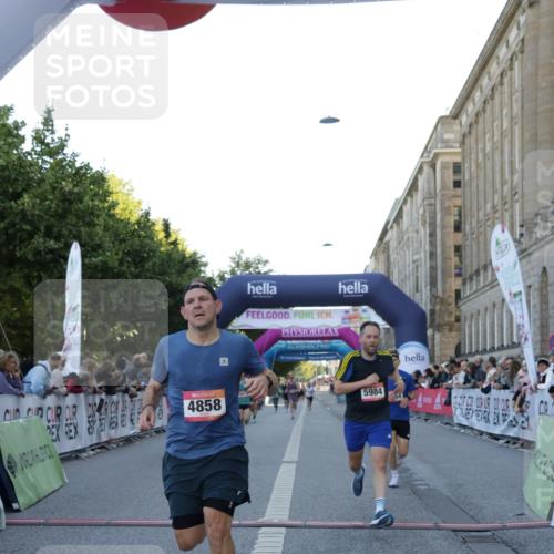06.09.2026 - CURREX Alsterlauf Yannick Fuchs http://msf.ph/oto/10134601 06.09.2026 09:42:18 Ziel 2003, 4114, 4858, 5554, 5960, 5984, 6127, 6151, 6419, 6463, 8197 meine-sportfotos.de
