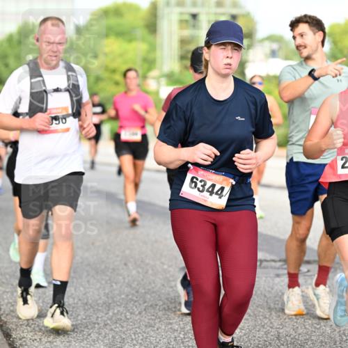 06.09.2026 - CURREX Alsterlauf Dr. Thomas Lammeyer http://msf.ph/oto/10134617 06.09.2026 10:00:03 Laufen 6344, 2629 meine-sportfotos.de