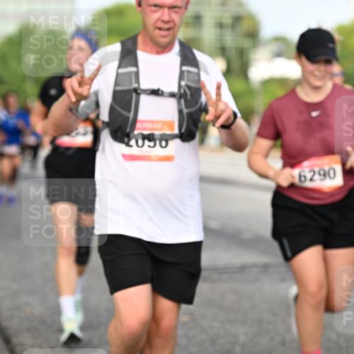 06.09.2026 - CURREX Alsterlauf Dr. Thomas Lammeyer http://msf.ph/oto/10134629 06.09.2026 10:00:04 Laufen 2090, 6290 meine-sportfotos.de
