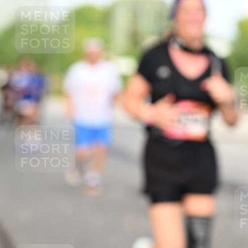 06.09.2026 - CURREX Alsterlauf Dr. Thomas Lammeyer http://msf.ph/oto/10134643 06.09.2026 10:00:05 Laufen  meine-sportfotos.de