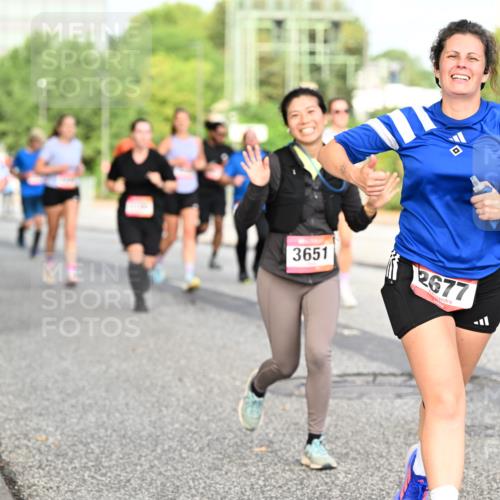06.09.2026 - CURREX Alsterlauf Dr. Thomas Lammeyer http://msf.ph/oto/10134691 06.09.2026 10:00:09 Laufen 3651, 2677 meine-sportfotos.de