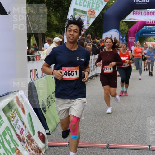 06.09.2026 - CURREX Alsterlauf Strokosch-Dieckow http://msf.ph/oto/10134734 06.09.2026 10:08:36 Ziel 2105, 2491, 3082, 3093, 3482, 3836, 3888, 3889, 4185, 4476, 4651, 5030, 5140, 5233, 5319, 5550, 5854, 6230 meine-sportfotos.de