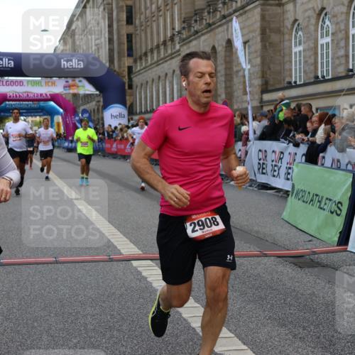 06.09.2026 - CURREX Alsterlauf Strokosch-Dieckow http://msf.ph/oto/10134737 06.09.2026 09:55:18 Ziel 2012, 2231, 2499, 2908, 3344, 4266, 4512, 4615, 4686, 4956, 5211, 5855, 6216 meine-sportfotos.de