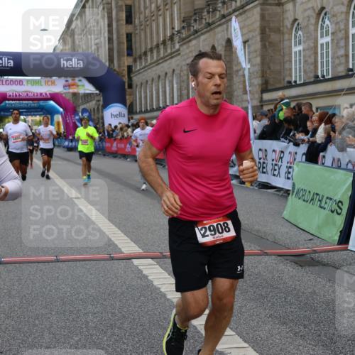 06.09.2026 - CURREX Alsterlauf Strokosch-Dieckow http://msf.ph/oto/10134746 06.09.2026 09:55:18 Ziel 2012, 2231, 2499, 2908, 3344, 4266, 4512, 4615, 4686, 4956, 5211, 5855, 6216 meine-sportfotos.de