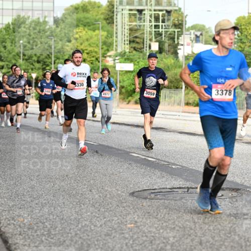 06.09.2026 - CURREX Alsterlauf Dr. Thomas Lammeyer http://msf.ph/oto/10134769 06.09.2026 10:00:16 Laufen 5468, 8275, 330, 4972, 3059, 3378, 562 meine-sportfotos.de