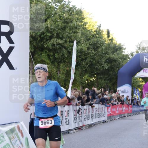 06.09.2026 - CURREX Alsterlauf Yannick Fuchs http://msf.ph/oto/10134775 06.09.2026 09:42:25 Ziel 2003, 2248, 4114, 4504, 4858, 5554, 5663, 5984, 6136, 8197 meine-sportfotos.de
