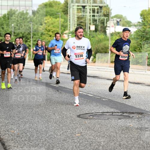 06.09.2026 - CURREX Alsterlauf Dr. Thomas Lammeyer http://msf.ph/oto/10134783 06.09.2026 10:00:17 Laufen 2025, 5468, 8275, 4495, 3766, 5330, 3059 meine-sportfotos.de