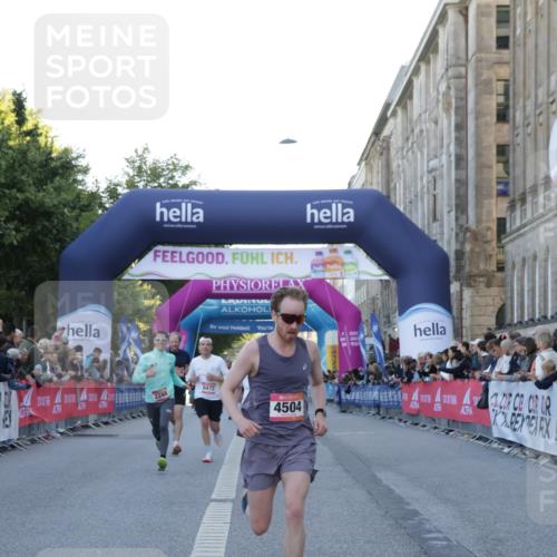 06.09.2026 - CURREX Alsterlauf Yannick Fuchs http://msf.ph/oto/10134784 06.09.2026 09:42:26 Ziel 2003, 2248, 4114, 4504, 5554, 5663, 5984, 6136, 6472, 8197 meine-sportfotos.de