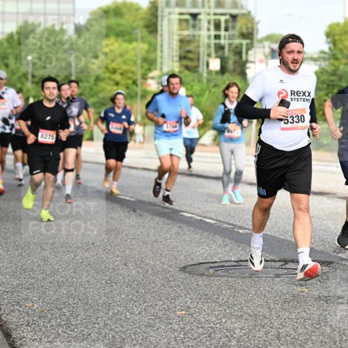 06.09.2026 - CURREX Alsterlauf Dr. Thomas Lammeyer http://msf.ph/oto/10134795 06.09.2026 10:00:18 Laufen 2824, 8275, 3764, 5330, 3059 meine-sportfotos.de