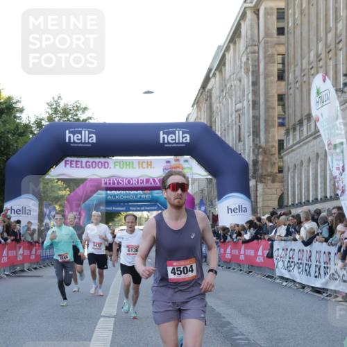06.09.2026 - CURREX Alsterlauf Yannick Fuchs http://msf.ph/oto/10134805 06.09.2026 09:42:27 Ziel 2003, 2248, 4114, 4504, 5464, 5554, 5663, 6136, 6472, 8197 meine-sportfotos.de