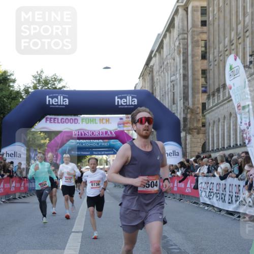 06.09.2026 - CURREX Alsterlauf Yannick Fuchs http://msf.ph/oto/10134815 06.09.2026 09:42:27 Ziel 2003, 2248, 4114, 4504, 5464, 5554, 5663, 6136, 6472, 8197 meine-sportfotos.de