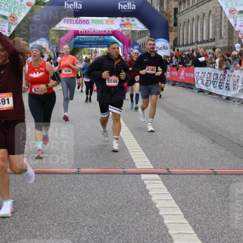 06.09.2026 - CURREX Alsterlauf Strokosch-Dieckow http://msf.ph/oto/10134816 06.09.2026 10:08:38 Ziel 2450, 2487, 2491, 2580, 3082, 3482, 3836, 3888, 3889, 4185, 4476, 4651, 5140, 5233, 5319, 5550, 5854, 8089 meine-sportfotos.de