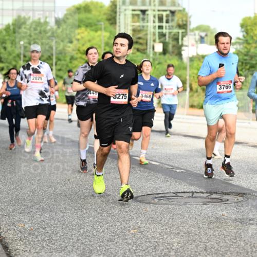 06.09.2026 - CURREX Alsterlauf Dr. Thomas Lammeyer http://msf.ph/oto/10134817 06.09.2026 10:00:20 Laufen 2025, 449, 8275, 5468, 3766, 972 meine-sportfotos.de