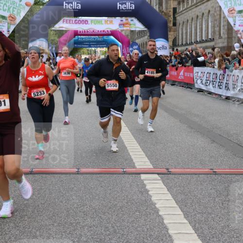 06.09.2026 - CURREX Alsterlauf Strokosch-Dieckow http://msf.ph/oto/10134824 06.09.2026 10:08:39 Ziel 2374, 2450, 2487, 2491, 2580, 3082, 3482, 3836, 3888, 3889, 4115, 4185, 4476, 4651, 5140, 5233, 5319, 5550, 5854, 8089 meine-sportfotos.de