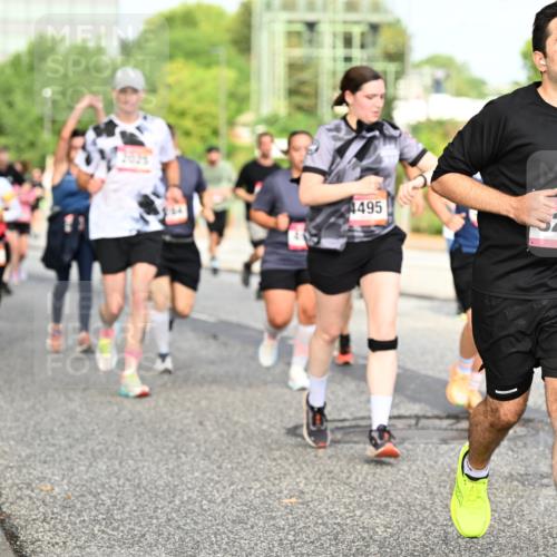 06.09.2026 - CURREX Alsterlauf Dr. Thomas Lammeyer http://msf.ph/oto/10134834 06.09.2026 10:00:21 Laufen 4495, 275 meine-sportfotos.de