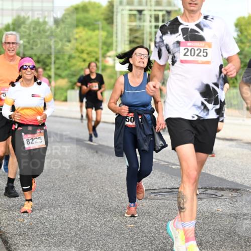 06.09.2026 - CURREX Alsterlauf Dr. Thomas Lammeyer http://msf.ph/oto/10134851 06.09.2026 10:00:24 Laufen 50, 1, 8225, 2025, 5284 meine-sportfotos.de