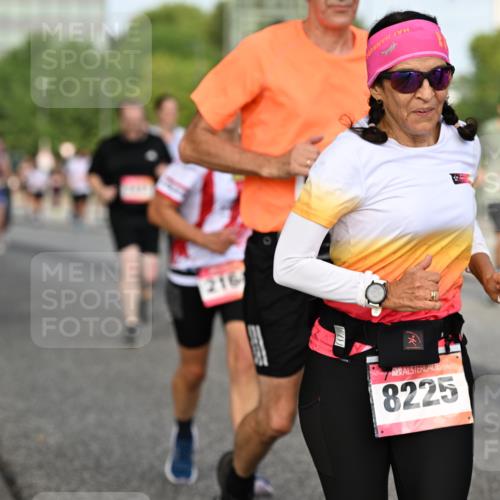 06.09.2026 - CURREX Alsterlauf Dr. Thomas Lammeyer http://msf.ph/oto/10134860 06.09.2026 10:00:26 Laufen 216, 8225 meine-sportfotos.de