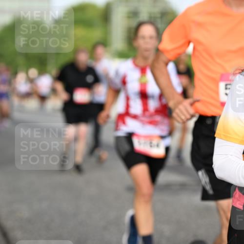 06.09.2026 - CURREX Alsterlauf Dr. Thomas Lammeyer http://msf.ph/oto/10134863 06.09.2026 10:00:26 Laufen  meine-sportfotos.de