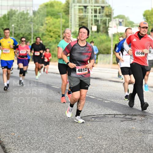 06.09.2026 - CURREX Alsterlauf Dr. Thomas Lammeyer http://msf.ph/oto/10134887 06.09.2026 10:00:34 Laufen 100, 5401, 4812, 8044 meine-sportfotos.de