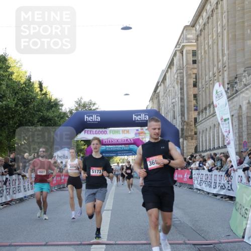 06.09.2026 - CURREX Alsterlauf Yannick Fuchs http://msf.ph/oto/10134975 06.09.2026 09:42:40 Ziel 2729, 3692, 4006, 4607, 4829, 5173, 5811, 6376 meine-sportfotos.de