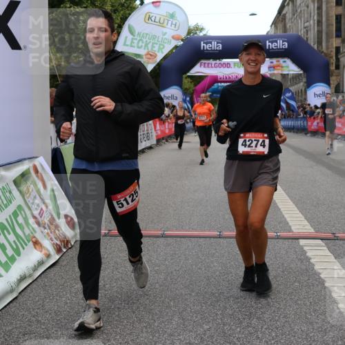 06.09.2026 - CURREX Alsterlauf Strokosch-Dieckow http://msf.ph/oto/10135003 06.09.2026 10:08:53 Ziel 2777, 3036, 3086, 3400, 3540, 3811, 3812, 4129, 4274, 4738, 4746, 5125, 5252, 5367, 6488 meine-sportfotos.de