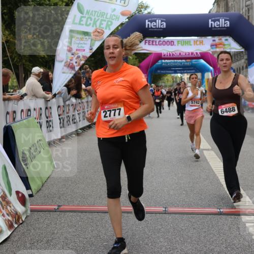 06.09.2026 - CURREX Alsterlauf Strokosch-Dieckow http://msf.ph/oto/10135009 06.09.2026 10:08:57 Ziel 2777, 3036, 4274, 4738, 4746, 5125, 5252, 5367, 5742, 6116, 6488, 8055 meine-sportfotos.de