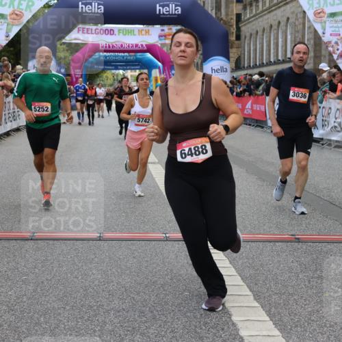 06.09.2026 - CURREX Alsterlauf Strokosch-Dieckow http://msf.ph/oto/10135019 06.09.2026 10:08:58 Ziel 2777, 3036, 4274, 4738, 4746, 5125, 5252, 5367, 5742, 6116, 6488, 8055 meine-sportfotos.de