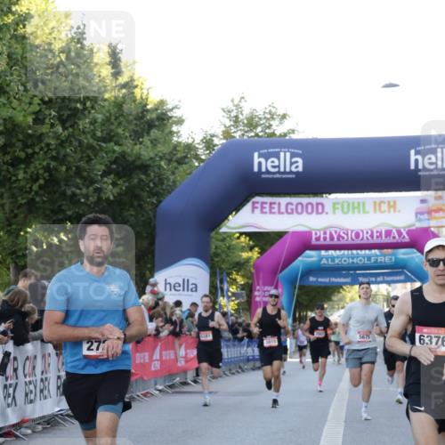 06.09.2026 - CURREX Alsterlauf Yannick Fuchs http://msf.ph/oto/10135023 06.09.2026 09:42:44 Ziel 2729, 3110, 3692, 3815, 4006, 4607, 4829, 5173, 5675, 5811, 6376, 6381 meine-sportfotos.de