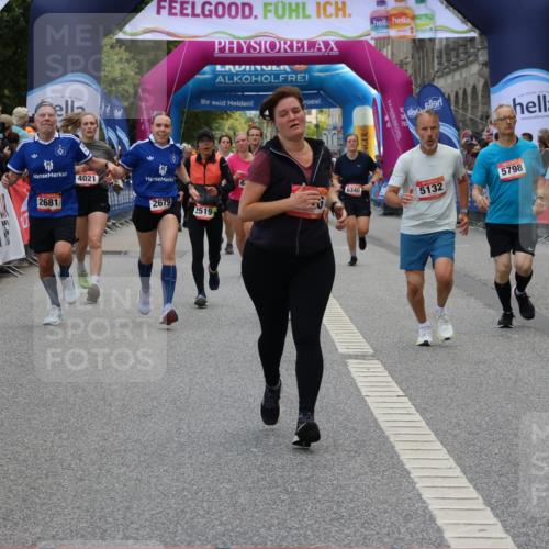 06.09.2026 - CURREX Alsterlauf Strokosch-Dieckow http://msf.ph/oto/10135058 06.09.2026 10:09:02 Ziel 2519, 2679, 2681, 2777, 3036, 4021, 5132, 5252, 5742, 5798, 6116, 6296, 6488, 8055 meine-sportfotos.de