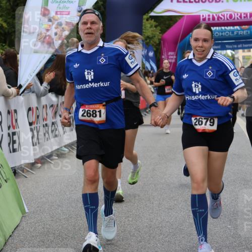06.09.2026 - CURREX Alsterlauf Strokosch-Dieckow http://msf.ph/oto/10135073 06.09.2026 10:09:04 Ziel 2519, 2679, 2681, 3036, 4021, 5007, 5132, 5252, 5742, 5798, 6116, 6296, 6340, 6460, 6487, 6488, 8055 meine-sportfotos.de