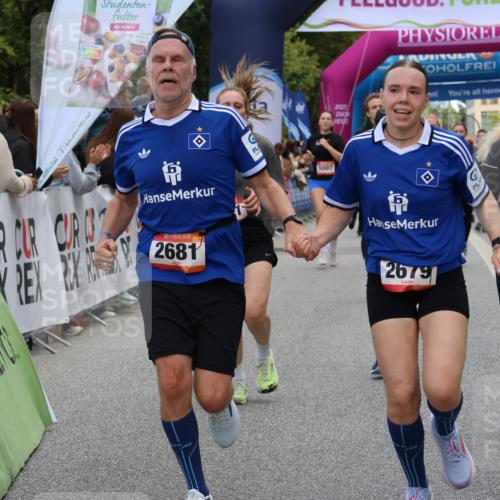 06.09.2026 - CURREX Alsterlauf Strokosch-Dieckow http://msf.ph/oto/10135078 06.09.2026 10:09:04 Ziel 2519, 2679, 2681, 3036, 4021, 5007, 5132, 5252, 5742, 5798, 6116, 6296, 6340, 6460, 6487, 6488, 8055 meine-sportfotos.de