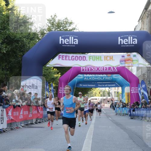 06.09.2026 - CURREX Alsterlauf Yannick Fuchs http://msf.ph/oto/10135103 06.09.2026 09:42:53 Ziel 2007, 3110, 3815, 5675, 6140, 6381 meine-sportfotos.de