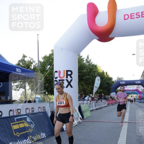 06.09.2026 - CURREX Alsterlauf Yannick Fuchs http://msf.ph/oto/10135194 06.09.2026 09:43:04 Ziel 2715, 3361, 5325, 5950, 6221, 6421, 8321 meine-sportfotos.de