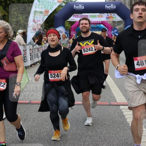 06.09.2026 - CURREX Alsterlauf Strokosch-Dieckow http://msf.ph/oto/10135196 06.09.2026 10:09:25 Ziel 2082, 2201, 2466, 2919, 3332, 3573, 4222, 4280, 4815, 5126, 5241, 6070, 8271, 8294 meine-sportfotos.de