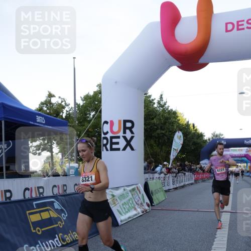 06.09.2026 - CURREX Alsterlauf Yannick Fuchs http://msf.ph/oto/10135200 06.09.2026 09:43:05 Ziel 2715, 3361, 3753, 5325, 5950, 6221, 6421, 8321 meine-sportfotos.de
