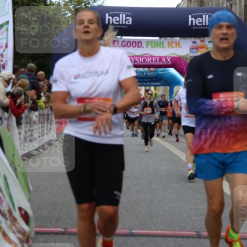 06.09.2026 - CURREX Alsterlauf Strokosch-Dieckow http://msf.ph/oto/10135215 06.09.2026 09:56:30 Ziel 2188, 2341, 2620, 3116, 3577, 4057, 4059, 4933, 5332, 5473, 5586, 5807, 6269, 8131, 8134 meine-sportfotos.de