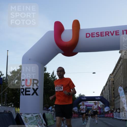 06.09.2026 - CURREX Alsterlauf Yannick Fuchs http://msf.ph/oto/10135222 06.09.2026 09:43:09 Ziel 2907, 3361, 3572, 3753, 5325, 5955, 5963, 6002, 6221, 8233, 8321, 8330 meine-sportfotos.de
