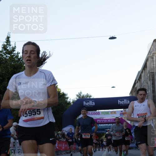 06.09.2026 - CURREX Alsterlauf Yannick Fuchs http://msf.ph/oto/10135230 06.09.2026 09:43:11 Ziel 2137, 2907, 3572, 3753, 5325, 5776, 5904, 5952, 5955, 5963, 6002, 6221, 8233, 8330 meine-sportfotos.de