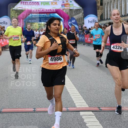 06.09.2026 - CURREX Alsterlauf Strokosch-Dieckow http://msf.ph/oto/10135246 06.09.2026 10:09:33 Ziel 2082, 2707, 2742, 4138, 4280, 4328, 4536, 4986, 5259, 5260, 6278, 6492, 8271 meine-sportfotos.de