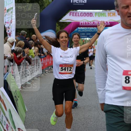 06.09.2026 - CURREX Alsterlauf Strokosch-Dieckow http://msf.ph/oto/10135267 06.09.2026 09:56:45 Ziel 2338, 2647, 2648, 2927, 3123, 3365, 3606, 3638, 4088, 4278, 4422, 5011, 5026, 5312, 5313, 5411, 5412, 5413, 5414, 5543, 5848, 5973, 6048, 6159, 6164, 8080, 8132 meine-sportfotos.de
