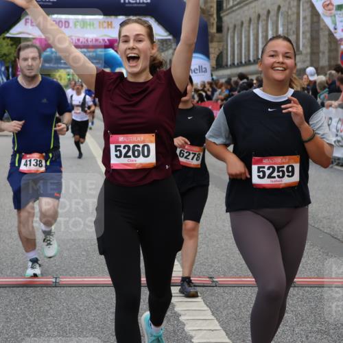 06.09.2026 - CURREX Alsterlauf Strokosch-Dieckow http://msf.ph/oto/10135288 06.09.2026 10:09:36 Ziel 2707, 2742, 3785, 3787, 4138, 4280, 4328, 4536, 4986, 5259, 5260, 6278, 6492 meine-sportfotos.de
